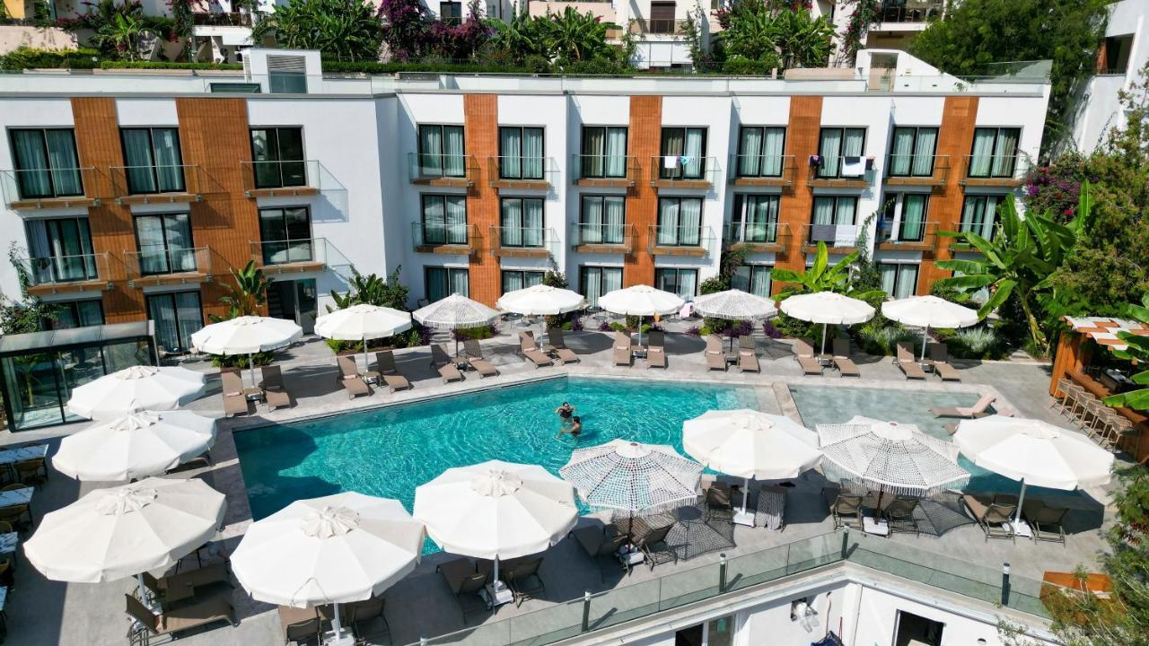 Bodrum Astrid Гюмюшлюк